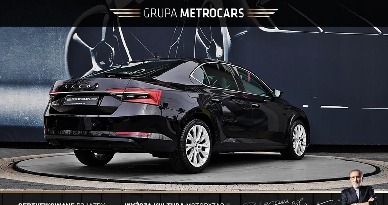 Skoda Superb cena 82899 przebieg: 189998, rok produkcji 2019 z Suchedniów małe 704